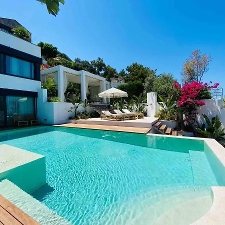 Yalikavaks Finest Mansion *
